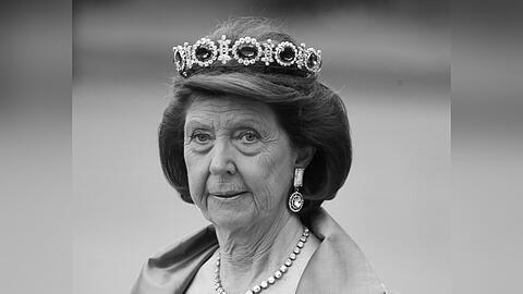 Der schwedische Palast trauert um Prinzessin D&eacute;sir&eacute;e.