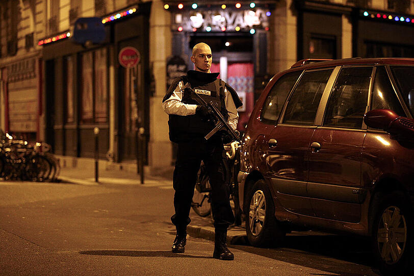 Schüsse, Explosionen, Tote und Verletzte: die Bilder von der verheerenden Anschlagsserie in Paris.