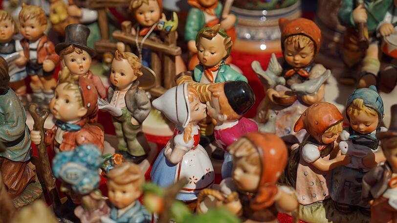 Von Ramsch bis Kult: Der Flohmarkt auf der Theresienwiese bietet für Jäger und Sammler eine große Auswahl.