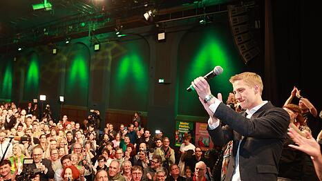 Der Jubel und die Freude bei den Gr&uuml;nen ist am Wahlsonntag in der Muffathalle gro&szlig; gewesen: Ihr Kandidat Dominik Krause hat es geschafft. Er wird M&uuml;nchner Oberb&uuml;rgermeister.