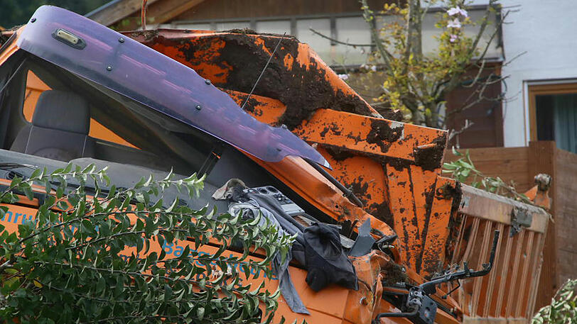 Die Bilder vom Unfall in Jettenbach.