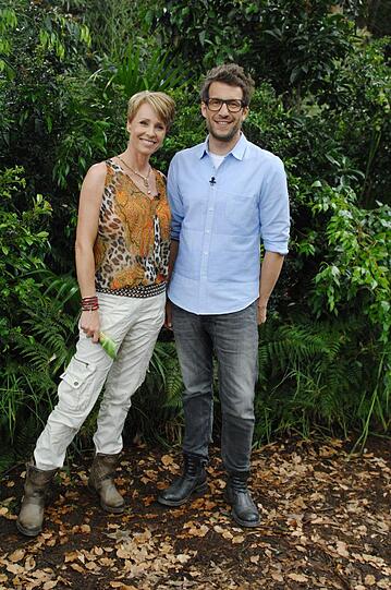 Wie immer begrüßen Daniel Hartwich und Sonja Zietlow die Stars zur Prüfung...