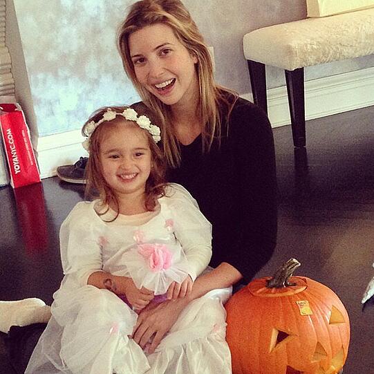 Auch Ivanka Trump und ihre Tochter sind in Halloween Stimmung.