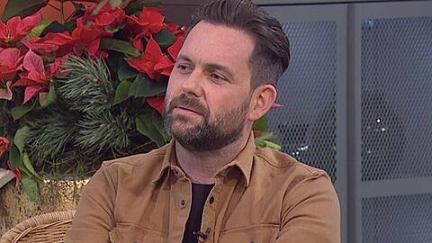 Matthias Killing kann seine Emotionen im "Frühstücksfernsehen" nicht verbergen.