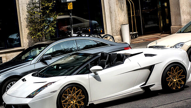 Schicker Wagen: Der Lamborghini Gallardo 140 von Peter F. liegt schön flach auf der Straße. Schicker Wagen: Der Lamborghini Gallardo 140 von Peter F. liegt schön flach auf der Straße.