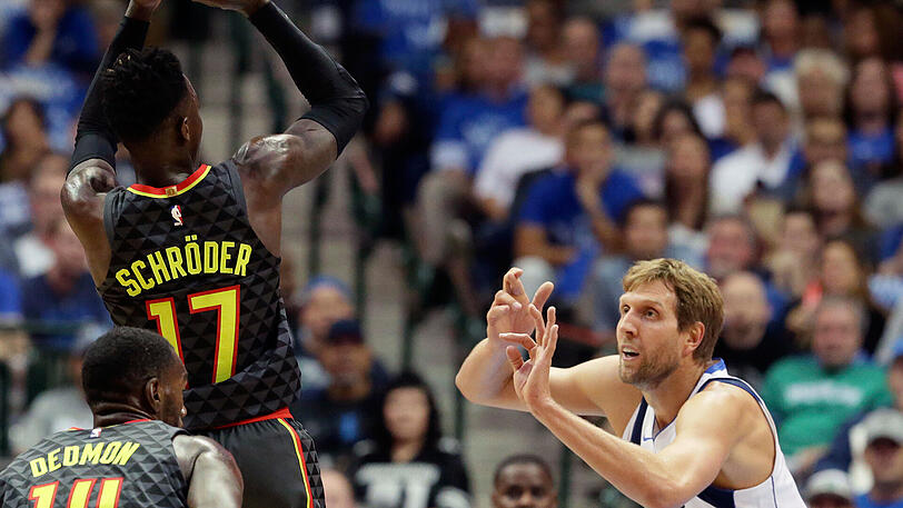 Während Dennis Schröder (li.) zum Gesicht der Atlanta Hawks wird, ist Dirk Nowitzki noch nicht richtig in Form.
