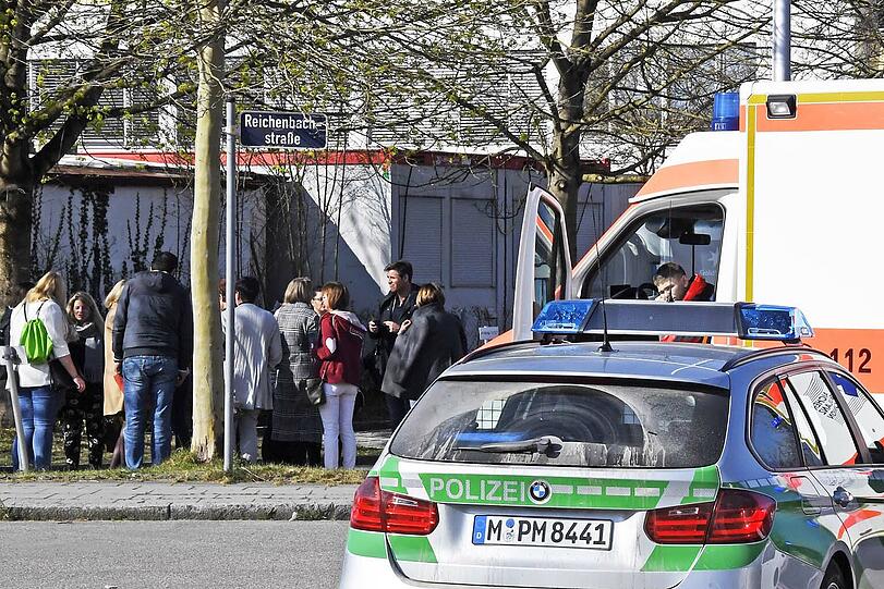Am Mittwoch hat ein Feuerwehrmann von einem Stromschlag erlitten - er wurde anschließend ins Krankenhaus eingeliefert.