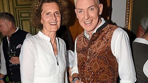 Die Chefin des Bayerischen Hofs Innegrit Volkhardt und H. P. Baxxter beim traditionellen Wiesn-Brunch.
