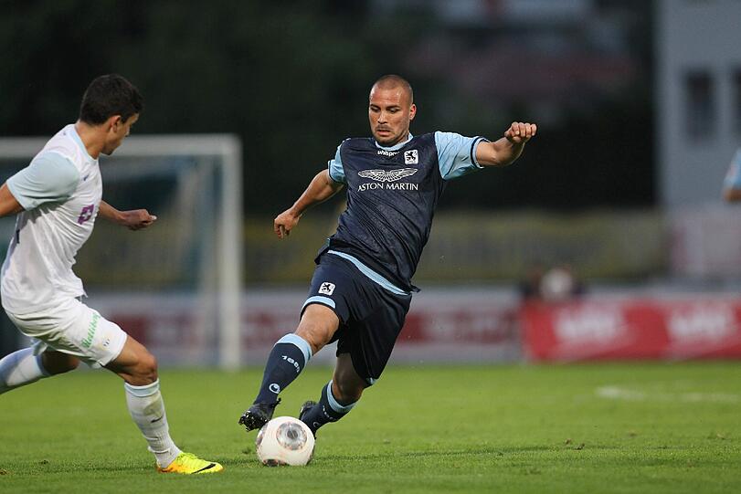Der TSV 1860 München hat sein Testspiel gegen den FC Zürich mit 5:1 gewonnen. Die besten Bilder aus dem Grenzlandstadion von Kufstein.