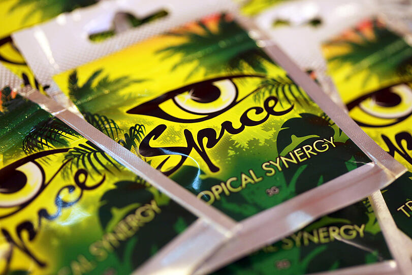 Vor mehreren Jahren verboten: Die Partydroge &bdquo;Spice&ldquo; gilt als Vorläufer der Kräutermischungen. Welche von diesen "Kräutermischungen" die Jugendlichen genau zu sich genommen haben ist nicht bekannt. (Symbolbild)
