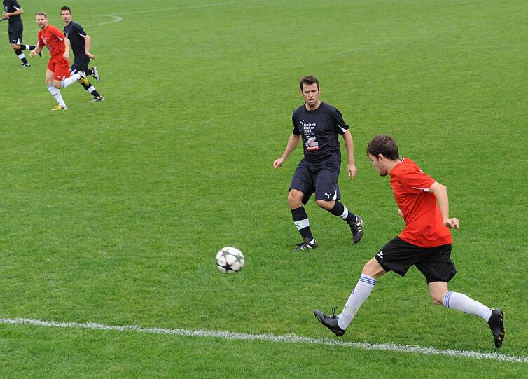 Real Hinterbrühl gegen die Munich Kickers: Die Bilder vom 33. Freizeitkicker-Finale.