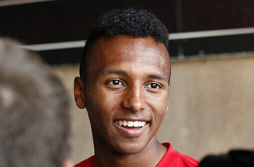 Julian Green:Überraschungsauftritt.Der Jungprofi ist ohne Bundesliga-Einsatz mit knapp 19 Jahren als drittjüngster WM-Teilnehmer dabei, stach im Aufgebot Landon Donovan aus. Für US-Coach Klinsmann hat Green Odonkor-Potenzial. &bdquo;Er gehört zu den großen Talenten, die ihren Weg im Fußball machen können&ldquo;, sagt auch Bayern-Vorstand Matthias Sammer. Zuvor 15-mal erfolgreich, hat Green jedoch seit seinem Champions-League-Debüt im November 2013 (!) nicht mehr für die kleinen Bayern getroffen.