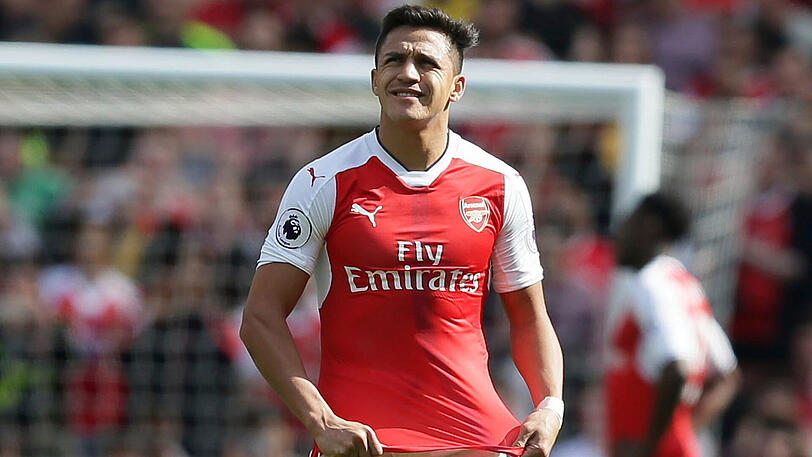 Alexis Sanchez - in der chilenischen Nationalelf Teamkollege von Bayern-Star Arturo Vidal - steht beim FC Arsenal noch bis 2018 unter Vertrag.