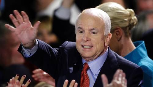 John MCain tut sich schwer, die Erwartungen zu erfüllen. John MCain tut sich schwer, die Erwartungen zu erfüllen.