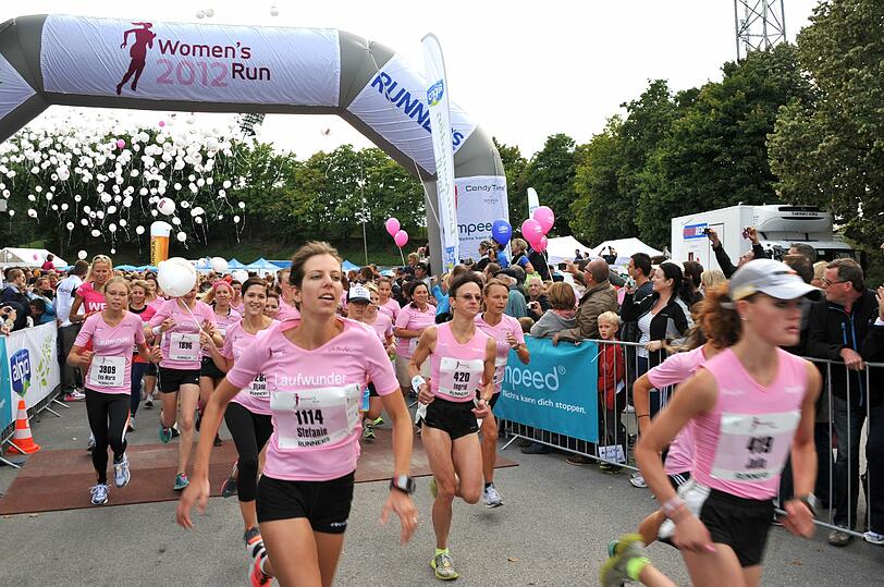 Rosa Frauenpower im Olympiapark: Die Bilder vom Women's Run 2012.