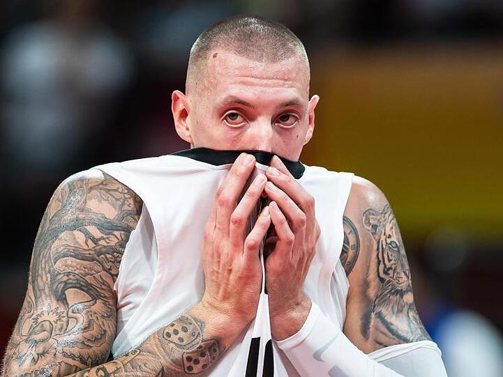 Auch NBA-Profi Daniel Theis konnte die eigene Leistung nicht fassen.