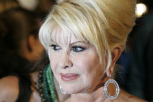Ivana Trump wurde von der Flugzeug-Crew vor die Tür gesetzt.