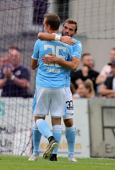 Der TSV 1860 gewinnt im Toto-Pokal mit 4:0 gegen den Bezirksligisten VfR Neuburg. Die Bilder zum Durchklicken.
