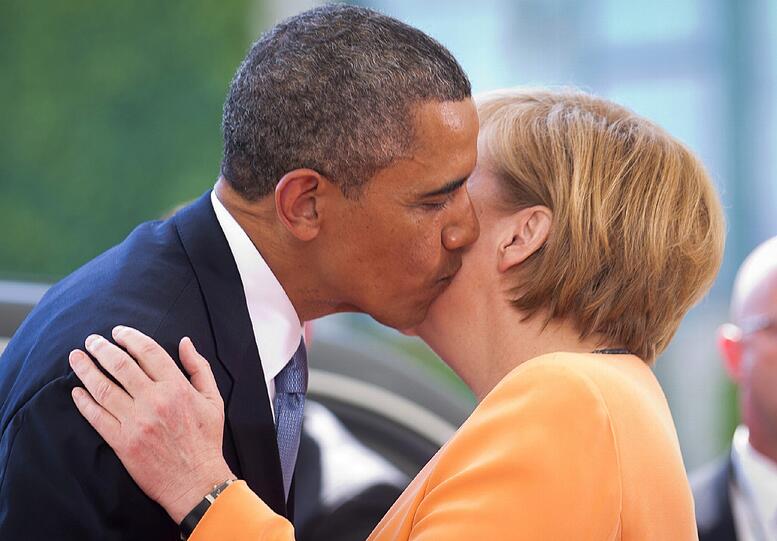 Barack Obama trifft in Berlin auf Bundeskanzlerin Angela Merkel (CDU).