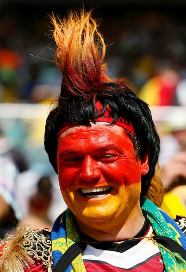 Aber nicht nur in Deutschland wird gefeiert - auch im Stadion, dem legendären Maracana, feiern die Fans!