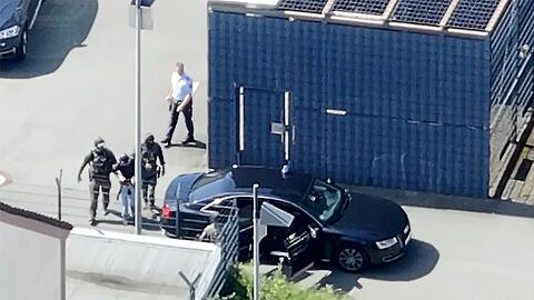 Am Samstagabend wird der Tatverdächtig gefasst.