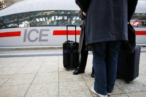 Wer warten muss als Bahnkunde, kann künftig kassieren