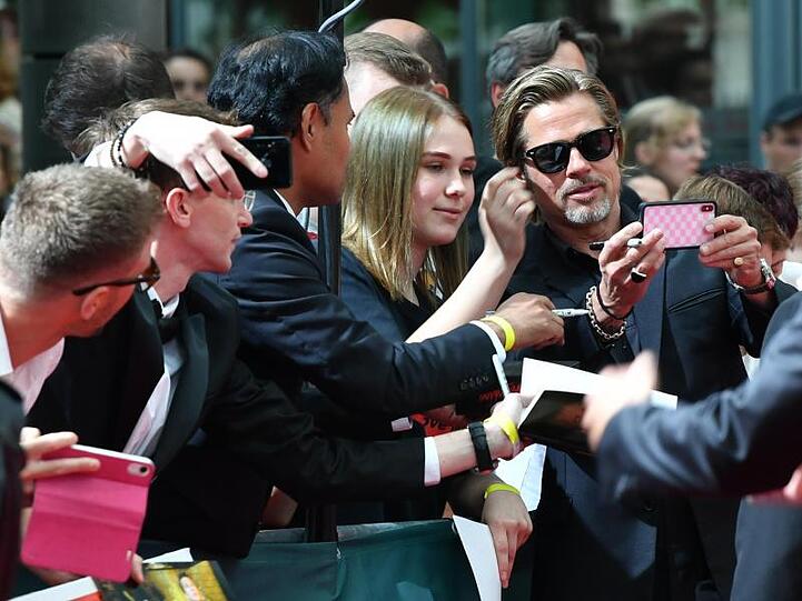 Ein Selfie fürs Leben mit Brad Pitt.