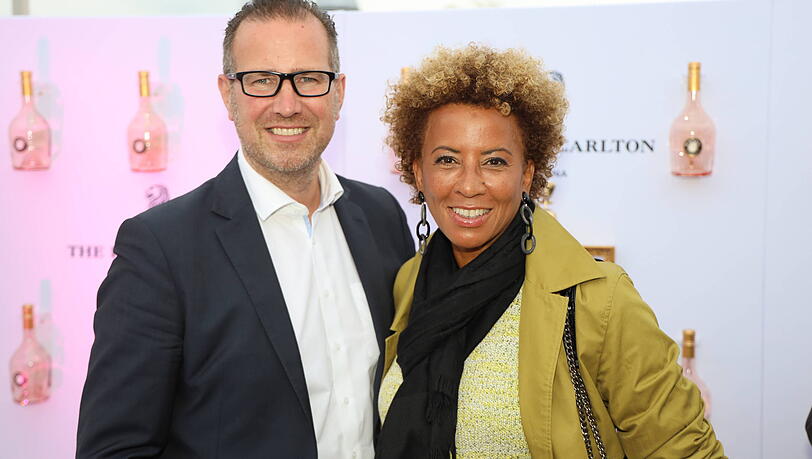 Arabella Kiesbauer an der Seite ihres Mannes Florens Eblinger. Arabella Kiesbauer an der Seite ihres Mannes Florens Eblinger.