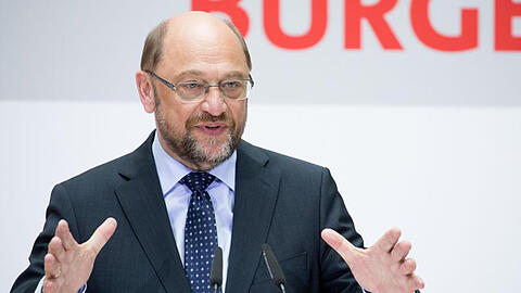 Der SPD-Kanzlerkandidat und Parteivorsitzende, Martin Schulz,ist begeistert von dem Wahlprogramm seiner Partei.