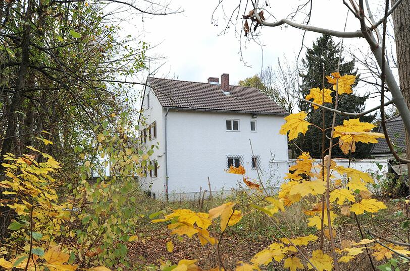 Das Haus in der Herterichstraße soll &bdquo;Neger, Asylanten und Obdachlose&ldquo; beherbergen &ndash; so hat es die verstorbene Eigentümerin in ihrem Testament verfügt. Die Bilder vom Anwesen.