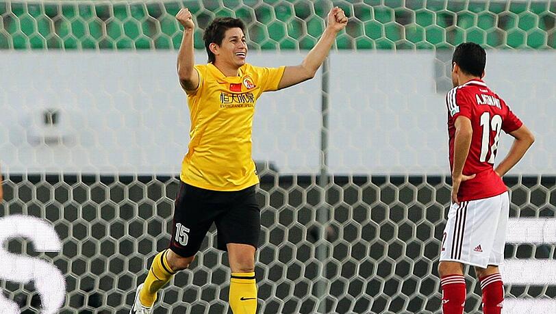 Wechselt nach der Klub-WM von Guangzhou Evergrande zu Fluminense Rio: der Argentinier Dario Conca. Wechselt nach der Klub-WM von Guangzhou Evergrande zu Fluminense Rio: der Argentinier Dario Conca.