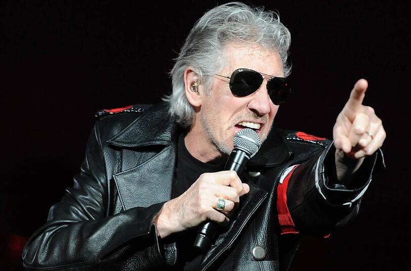 Das letzte Album von Pink Floyd "Final Cut" von 1983 ist eine wahre Fundgrube für Anti-Thatcher-Stellungnahmen. Gewidmet dem Vater von Roger Waters beschäftigt das Album sich mit dem &bdquo;Post-War-Dream&ldquo;, der angelsächsischen Variante der Bestrebung, dass es den Kindern nach dem Krieg besser gehen sollte. &bdquo;Was haben wir England angetan? Maggie, was haben wir nur getan?&ldquo; fleht Waters in &bdquo;The Post War Dream&ldquo;. In &bdquo;Get your filthy Hands off my Desert&ldquo; verspottet er Thatchers-Falkland-Feldzug, um sie im nächsten Song &bdquo;The Fletcher Memorial Home&ldquo; in ein Altenheim für ausgediente Tyrannen  zu stecken &ndash; zusammen mit Reagan, Begin, Breschnew und Nixon.