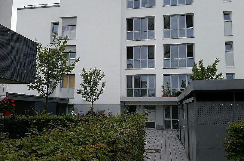 Das Mietshaus in der Messestadt Riem. Hier wurde der schreckliche Mord begannen. Die Kinder der 47-Jährigen sind verschwunden.