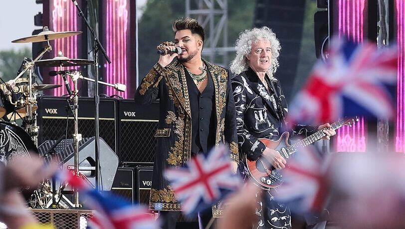 Adam Lambert (l.) und Queen-Gitarrist Brian May beim Platinjubiläum von Queen Elizabeth II.