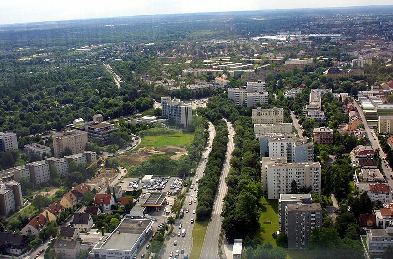 Seit 100 Jahren gehört das zu München: Luftblick auf einen Teil von Moosach.