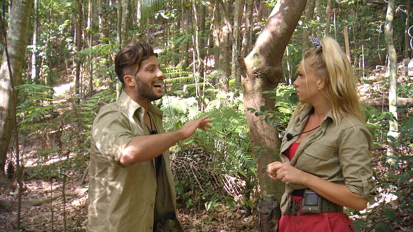 Expaar: Evelyn Burdecki und Domenico de Cicco müssen gemeinsam zur Schatzsuche und bekommen Streit