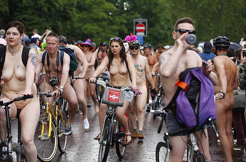 Die Bilder vom "World naked bike ride"
