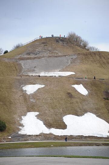 Olympiapark wird saniert. Das ist auch nötig, wie diese Bilder zeigen.