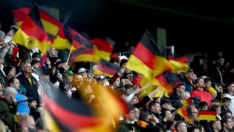 In Deutschland ist die Hoffnung größer geworden, dass die DFB-Elf Europameister wird.