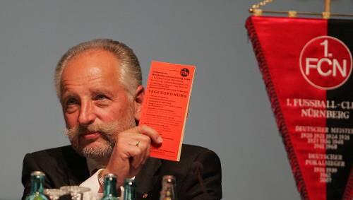 Trat auf der Jahreshauptversammlung kräftig ins Fettnäpfchen: Club-Vize Siegfried Schneider. Trat auf der Jahreshauptversammlung kräftig ins Fettnäpfchen: Club-Vize Siegfried Schneider.