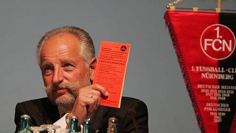 Trat auf der Jahreshauptversammlung kräftig ins Fettnäpfchen: Club-Vize Siegfried Schneider.