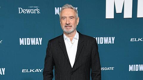 Roland Emmerich wagt sich ins Serienfach.