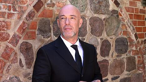 Der Graf von Unheilig musste Schreckmomente auf der B&uuml;hne erleben.