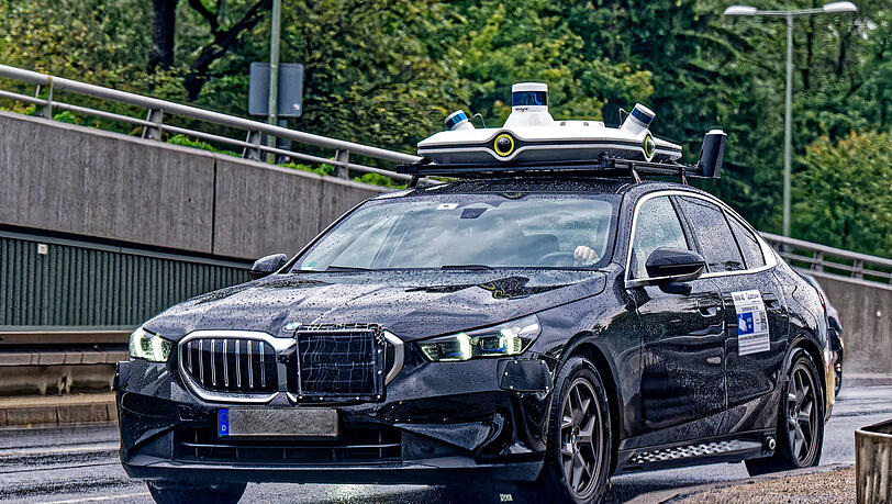 2024: BMW testet das automatisierte Fahren am Mittleren Ring in München. 2024: BMW testet das automatisierte Fahren am Mittleren Ring in München.