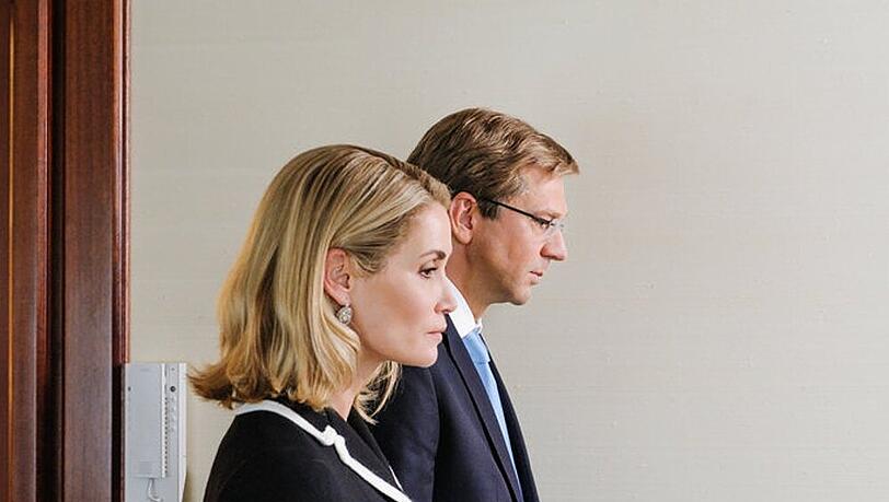 Spielen die Hauptrollen im Doku-Drama "Der Rücktritt": Anja Kling und Kai Wiesinger Spielen die Hauptrollen im Doku-Drama "Der Rücktritt": Anja Kling und Kai Wiesinger