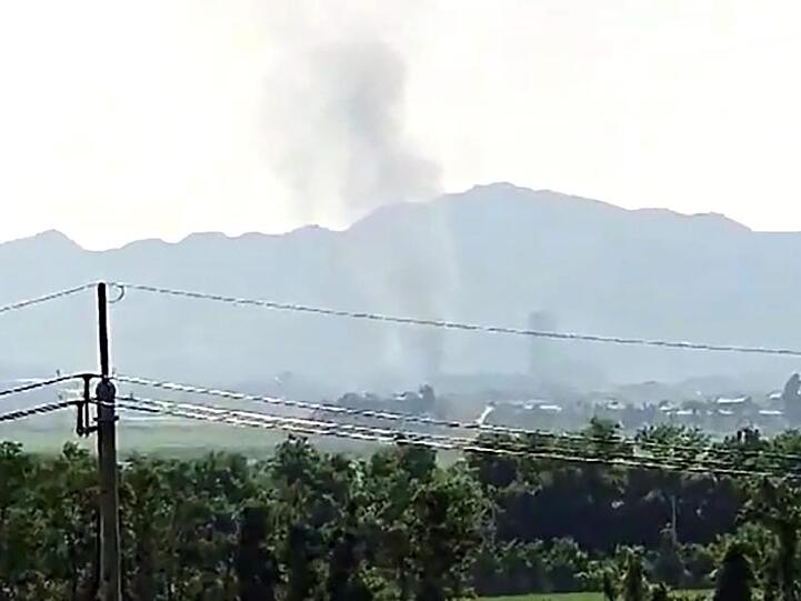 Blick aus der südkoreanischen Stadt Paju auf die nordkoreanische Grenzstadt Kaesong.