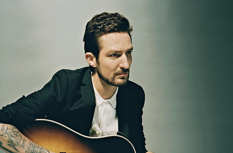 der britische Singer-Songwriter Frank Turner kommt mit seinen Sleeping Souls aufs Tollwood.