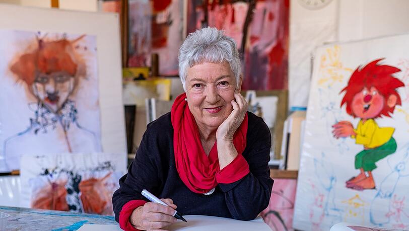 In ihrem Schwabinger Atelier: Barbara von Johnson.