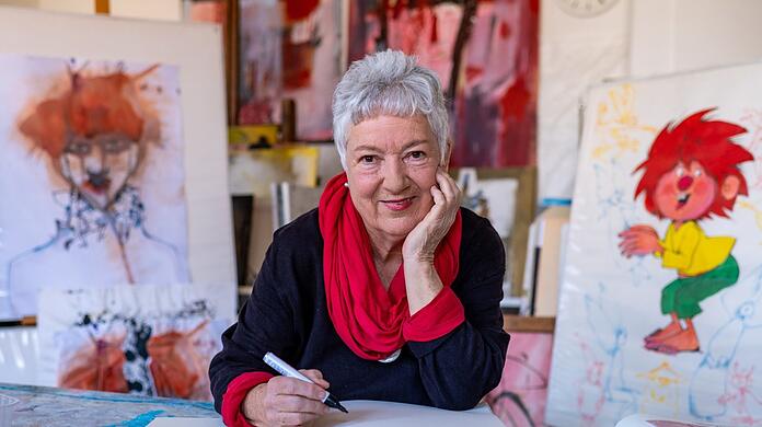 In ihrem Schwabinger Atelier: Barbara von Johnson.