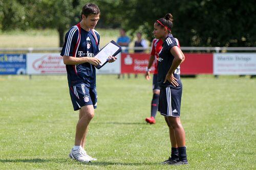 Bayern-Trainer Thomas Wörle freut sich über die zwei Neuzugänge.